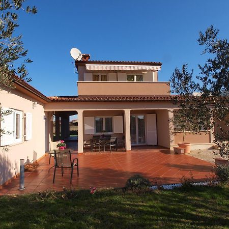 Apartments Iva 1534 Pula Exterior foto