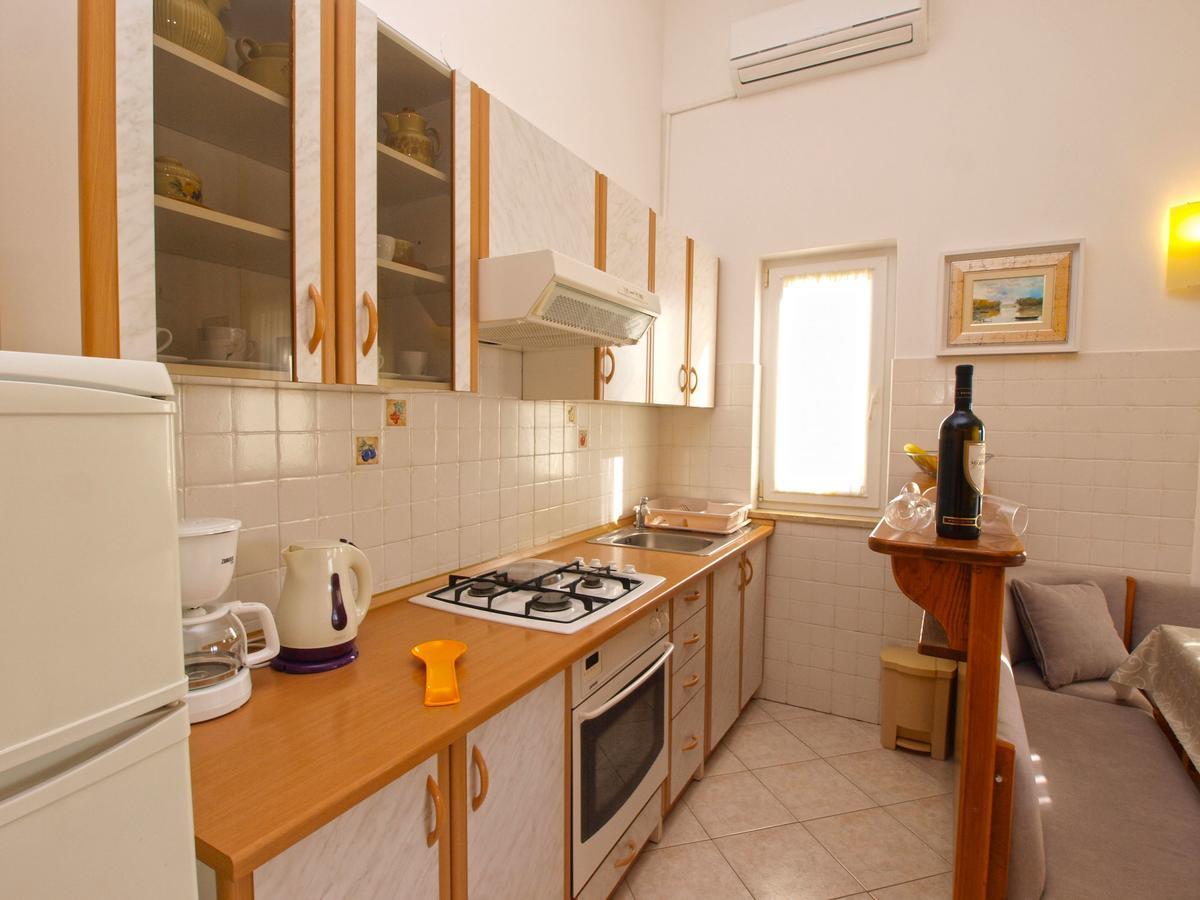 Apartments Iva 1534 Pula Exterior foto